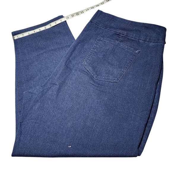 Charter Club Plus Size Cambridge Slim Leg Stretch Blue Denim Pull On Pants 28W - Picture 12 of 16